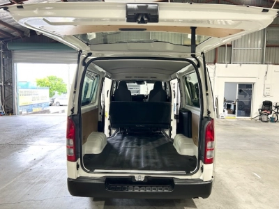 2020 Toyota Hiace =4x4= Dual Airbags ** FULL OPTION **