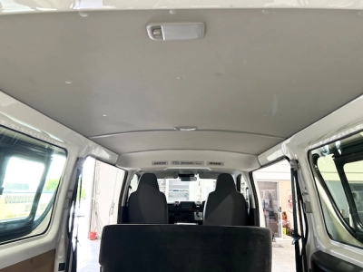 2020 Toyota Hiace =4x4= Dual Airbags ** FULL OPTION **
