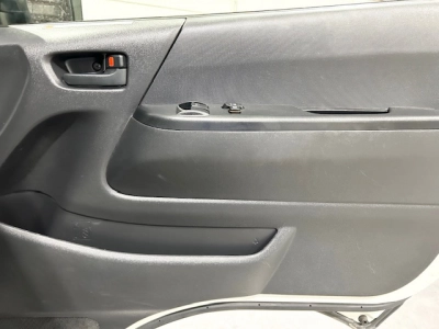 2020 Toyota Hiace =4x4= Dual Airbags ** FULL OPTION **