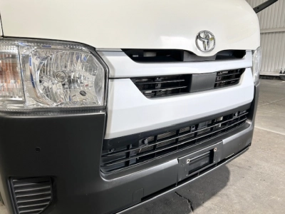 2020 Toyota Hiace =4x4= Dual Airbags ** FULL OPTION **