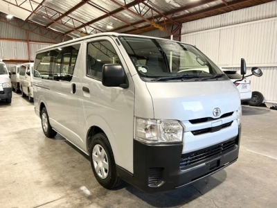 2019 Toyota Hiace === 6 Seaters ===