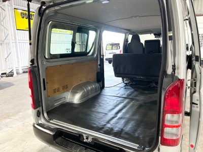 2020 Toyota Hiace === 6 Seaters ===