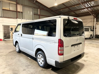 2020 Toyota Hiace $4000 REDUCED**