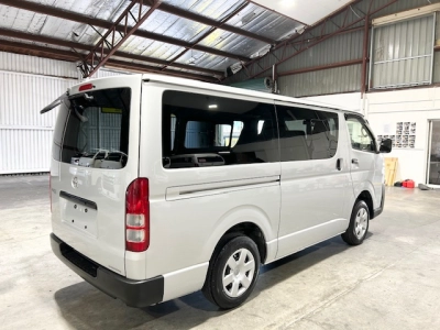 2020 Toyota Hiace $4000 REDUCED**