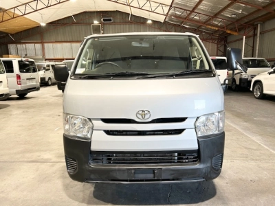 2015 Toyota Hiace =4X4= 