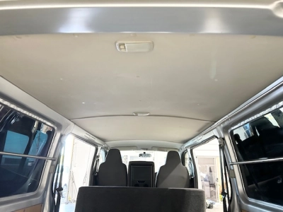 2015 Toyota Hiace =4X4= 