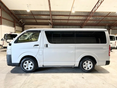 2015 Toyota Hiace =4X4= 