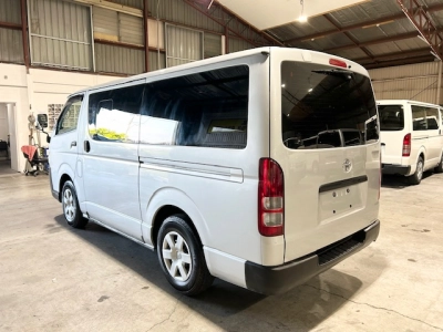 2015 Toyota Hiace =4X4= 