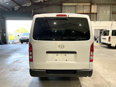2015 Toyota Hiace =4X4= 