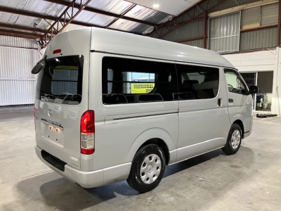 2016 TOYOTA HIACE LWB **LAST HIGHROOF** WAS $38,995 NOW$34,995