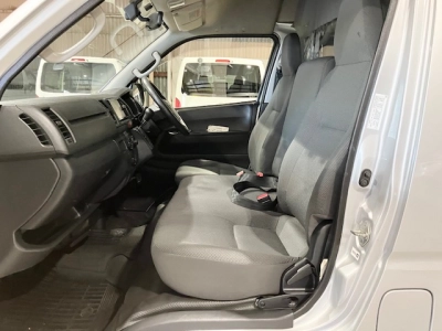 2016 TOYOTA HIACE LWB **LAST HIGHROOF** WAS $38,995 NOW$34,995
