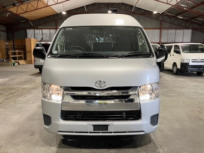 2016 TOYOTA HIACE LWB **LAST HIGHROOF** WAS $38,995 NOW$34,995