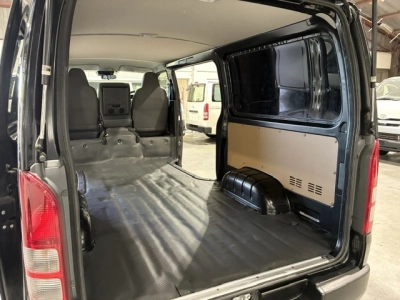 2021 Toyota Hiace FACELIFT MODEL = 4X4 = Only 110kms!