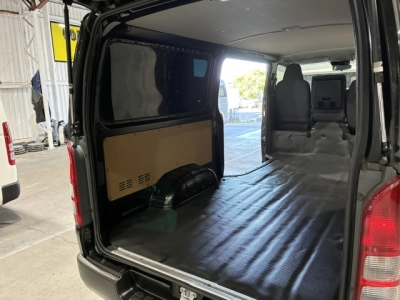 2021 Toyota Hiace FACELIFT MODEL = 4X4 = Only 110kms!