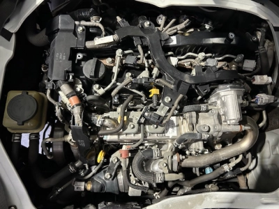 2019 Toyota Hiace 4WD 6 SEATER Coming Soon