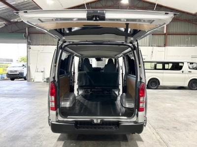 2020 Toyota Hiace 4WD ++BIG Xmas SALE++ ONLY 115kms