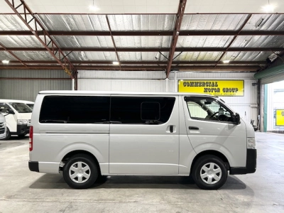 2020 Toyota Hiace = FULL TIME 4WD = 