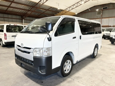 2019 Toyota Hiace =4x4= TIMBER FLOOR $1000 DISCOUNTED for Fuel