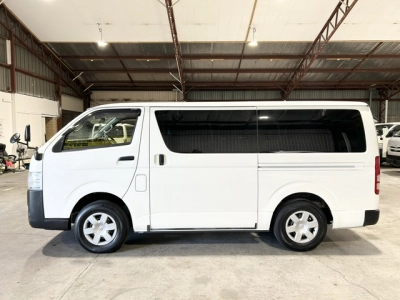 2019 Toyota Hiace =4x4= TIMBER FLOOR $1000 DISCOUNTED for Fuel