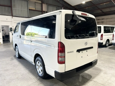 2019 Toyota Hiace =4x4= TIMBER FLOOR $1000 DISCOUNTED for Fuel
