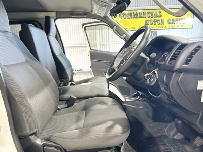 2019 Toyota Hiace =4x4= TIMBER FLOOR $1000 DISCOUNTED for Fuel