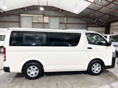 2016 Toyota Hiace = 6 Seaters = Easter Sale On Now