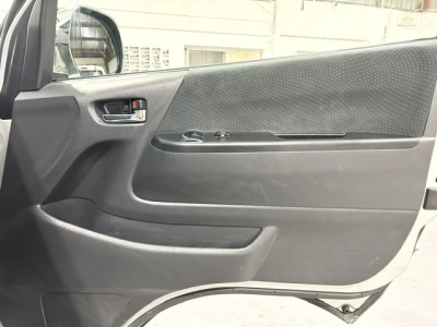 2018 Toyota Hiace = 4X4 = SUPER GL ** FULL OPTIONS **