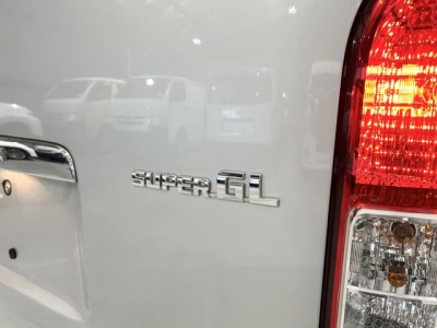 2018 Toyota Hiace = 4X4 = SUPER GL ** FULL OPTIONS **