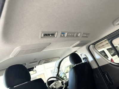 2018 Toyota Hiace = 4X4 = SUPER GL ** FULL OPTIONS **