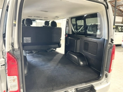 2018 Toyota Hiace = 4X4 = SUPER GL ** FULL OPTIONS **