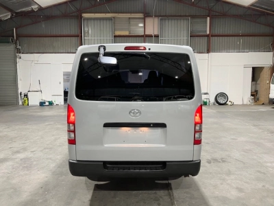 2018 TOYOTA HIACE 2.8L DIESEL TURBO **WAS $33,995 NOW $31,495
