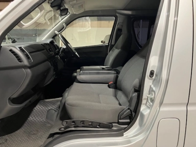 2018 TOYOTA HIACE 2.8L DIESEL TURBO **WAS $33,995 NOW $31,495