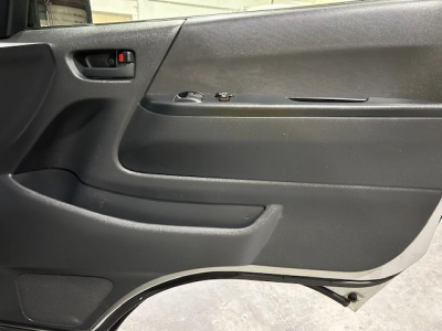 2018 Toyota Hiace LWB +++ $4300 Reduced +++ 3 / 6 / 9 SEATERS