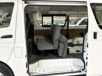 2020 Toyota Hiace MID YEAR SUPER SALE *REAR AIRCON / 6 Seaters*