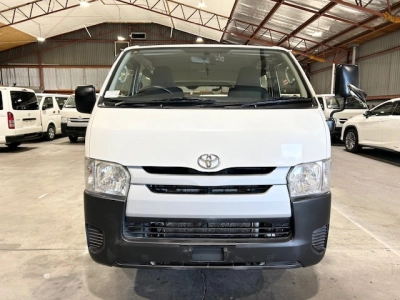2015 Toyota Hiace 4X4_ 3L Diesel_ 4WD_ $1000 REDUCED for Fuel