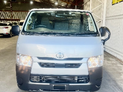 2020 Toyota Hiace 2.8L DIESEL TURBO *** GRAND OPENING SALE_ $3000 DISCOUNT FOR ALL VANS ***