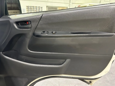 2020 Toyota Hiace FACELIFT MODEL 6 Seaters *4x4*