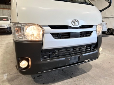 2020 Toyota Hiace FACELIFT MODEL 6 Seaters *4x4*