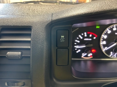 2020 Toyota Hiace FACELIFT MODEL 6 Seaters *4x4*