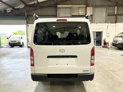 2018 Toyota Hiace =2WD= Free Heavy Duty ROOFRACK *** $1000 DISCOUNTED for FUEL