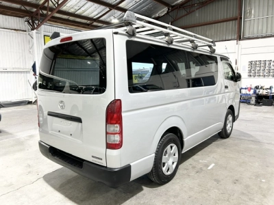 2018 Toyota Hiace =2WD= Free Heavy Duty ROOFRACK *** $1000 DISCOUNTED for FUEL
