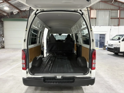 2021 Toyota Hiace 4X4 *SUPER LWB (JUMBO)* DUAL AIRBAGS / 6 SEATER