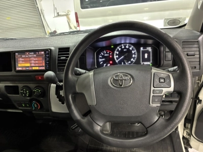 2021 Toyota Hiace 4X4 *SUPER LWB (JUMBO)* DUAL AIRBAGS / 6 SEATER