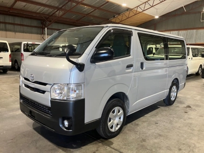 2019 TOYOTA HIACE +++ 4WD +++ DIESEL TURBO **$4000 REDUCED!!**