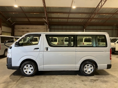 2019 TOYOTA HIACE +++ 4WD +++ DIESEL TURBO **$4000 REDUCED!!**