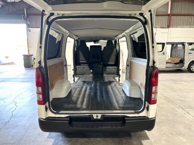 2020 Toyota Hiace LWB DIESEL TURBO