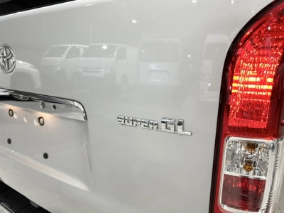 2022 Toyota Hiace SUPER GL Facelift Model =4X4= EOFY BIGGEST SALE NOW -- OFFER END 26/06*