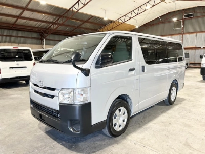 2018 Toyota Hiace - 6 Seater - Full Options
