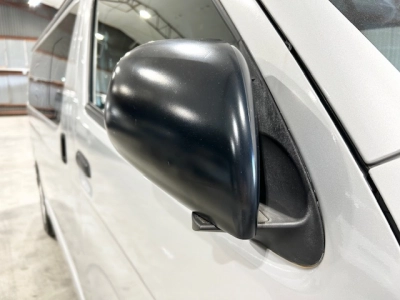 2018 Toyota Hiace ==FULL OPTION, 6 SEATERS==