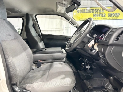 2018 Toyota Hiace = 4X4 = ONLY 123kms